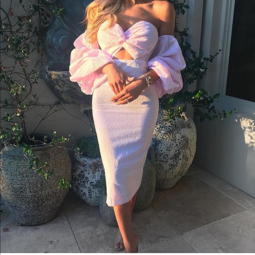 Brand New Pink midi dress 🎀